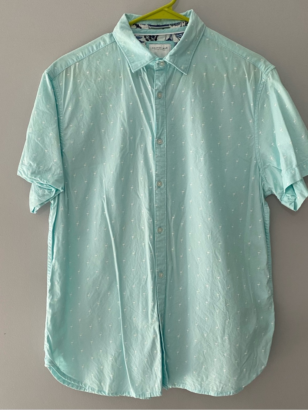Flamingo 🦩Light Aqua Short-Sleeve Button-Up Shirt Lightweight NWOT